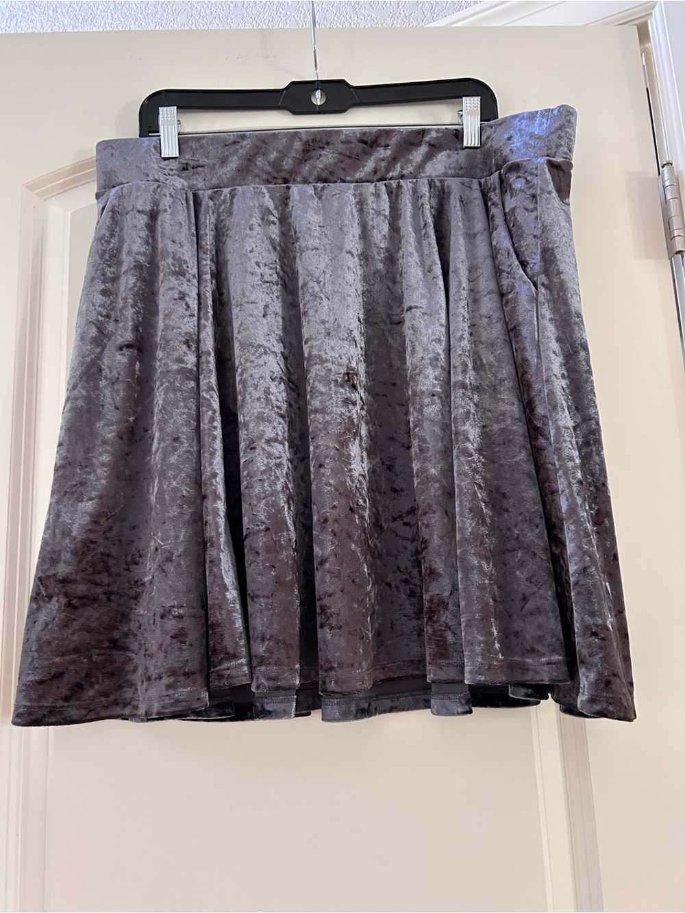 torrid Crushed Velvet A-Line Skirt in Charcoal